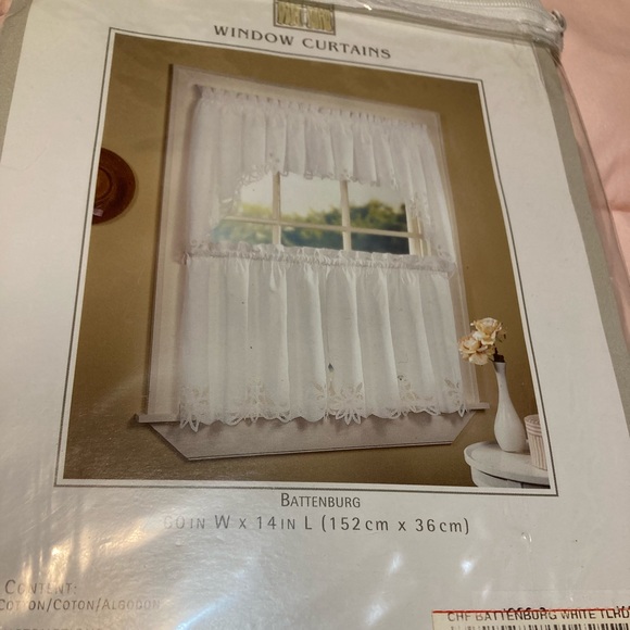 Battenburg Lace One Tailored Valance NIP White - Picture 3 of 3